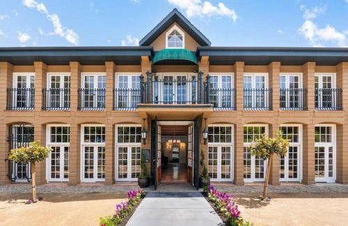 Santa Rosa Appartement | Historic Stonehouse Getaway Minutes to Downtown!
