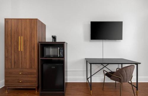Santa Rosa Appartement | Historic Stonehouse Getaway Minutes to Downtown!