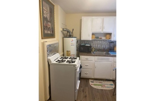Valdosta Maison | Historic Studio Apartment, 3 min to SGMC Hospital