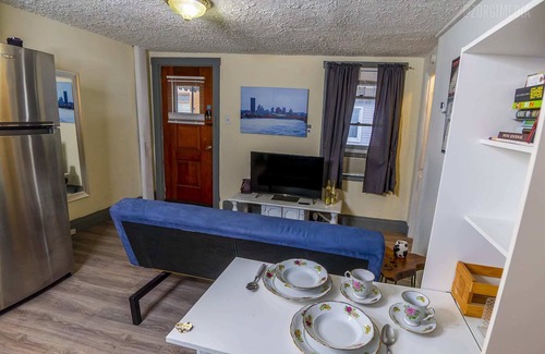 Bloomfield Appartement | Charming Guest House - Pittsburgh's Little Italy!