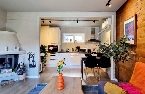 Engen Maison | Historic townhouse - 2 baths, 3 floors, 100 percent charm