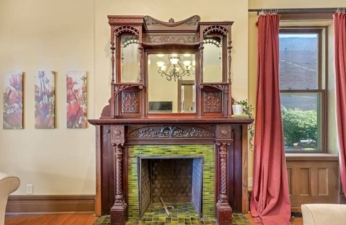 Lafayette Square Maison | Historic Victorian | Lafayette Square | 5 Bedroom