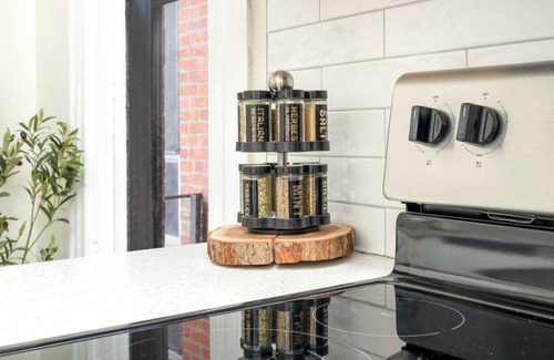 Victorian Village Appartement | Historic |Victorian Village | Free Parking | Steps to OSU