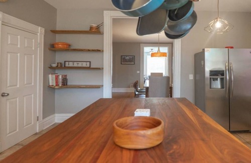 Benton Park Maison | Historic Walkable Location! 3BR Home