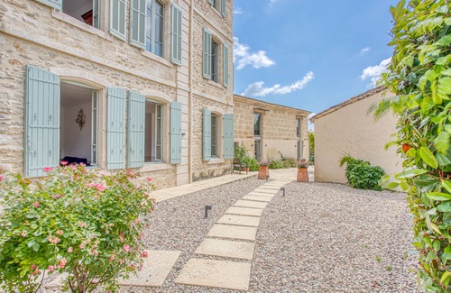 Meynes Maison | Historic wine property in Provence