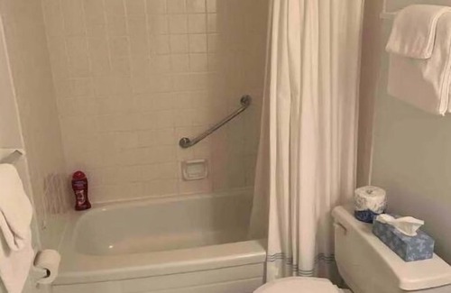 Niagara-on-the-Lake Appartement | Historical King George Inn 7