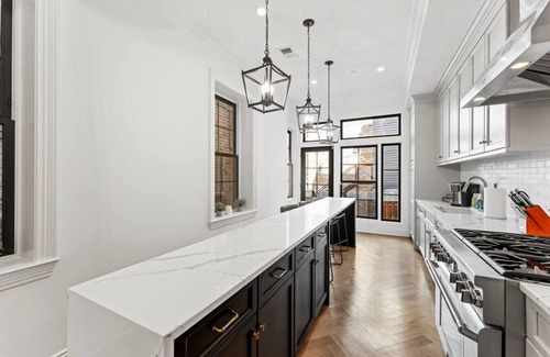 Eckington Maison | Historical DC Luxury Home | 5BR/3.5BA Bloomingdale