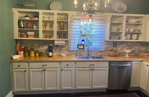 Clifton Maison | Historical getaway walking distance from the Pacolet river