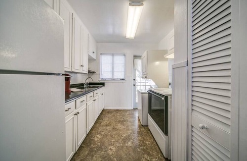 Uptown Maison | Historical Home in Iconic Alamo Heights - Sky view