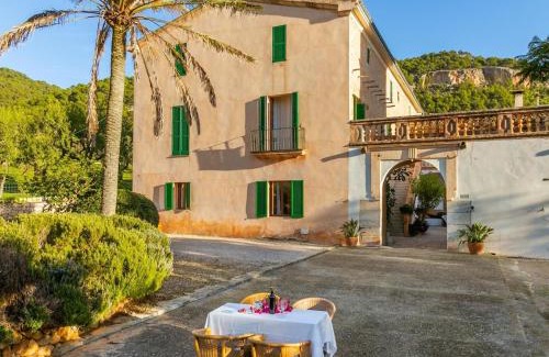 Andraitx Maison | Historical House in Mallorca Up To 8 Guests