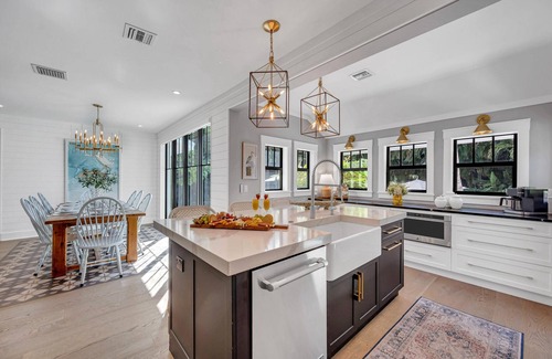 Del-Ida Park Historic District Maison | Historical Residence / Heated Pool / Beach Proximity / Heron Key / RESlDENCES