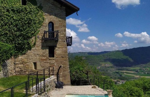 Denice Maison | Historick StoneHouse in Piedmont with stunning view!