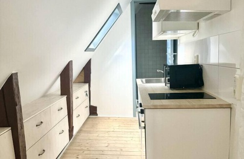 Gamla Stan Appartement | Historisk takvåning i gamla stan