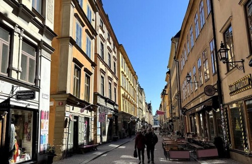 Gamla Stan Appartement | Historisk takvåning i gamla stan
