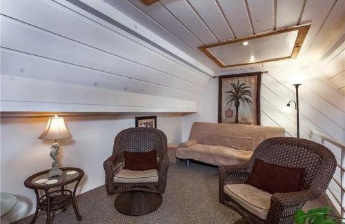 Spanish Grant Maison | Hit the Beach