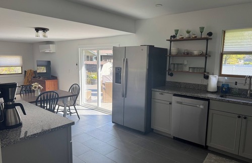 Saugerties South Maison | HITS, Village, Hiking & more!