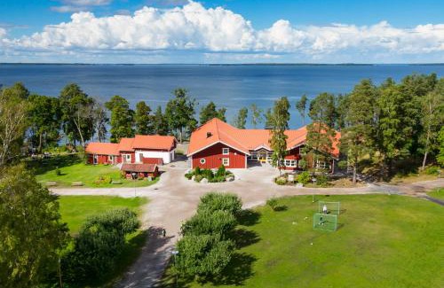 Lappe Station Balnéaire | Hjälmargården