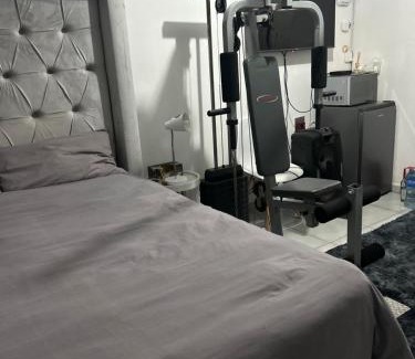 Moses Kotane Appartement | Hlones place