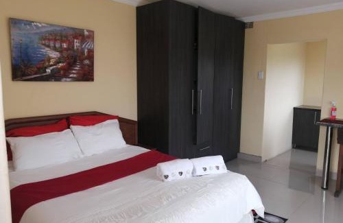Saint Michael's on Sea Maison | Hlophe's Place