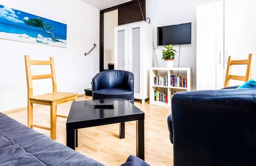 Nippes Appartement | HÖ01 large apartment with dryer and washing machine