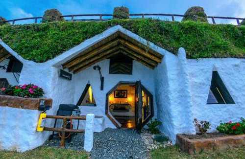 Guatape Maison | Hobbit Hotel Ecolodge- Guatapé