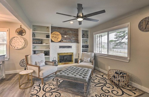 Hodgen Maison | Hodgen Cottage on 650 Acres, Cozy and Scenic