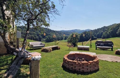Sankt Nikolai im Sausal Maison | HOF-AREAL Südsteiermark Dein Ort für Poltergruppen & Hochzeiten