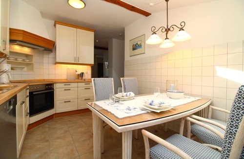 Kroepelin Appartement | Hof Dornbusch WE 3: Insider tip for those seeking relaxation