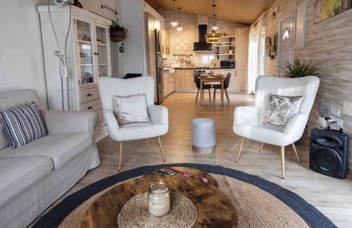 L'Ametlla del Valles Maison | Hogar con encanto y personalidad.
