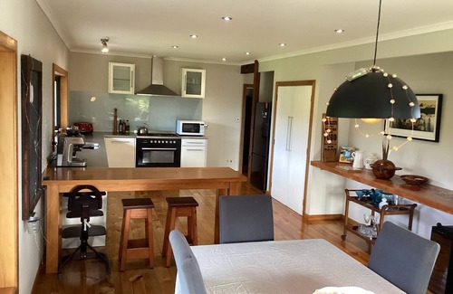 Kohukohu Maison | Hokianga Haven - A relaxing retreat with spectacular views from the top.