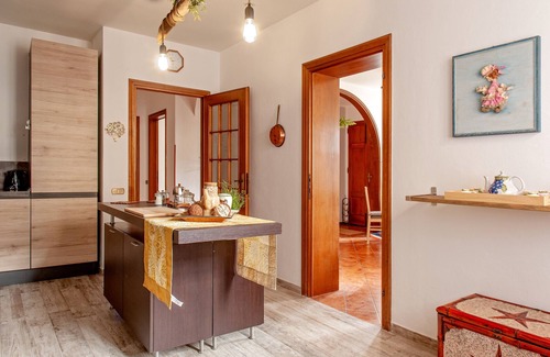 Asciano Pisano Maison | Maison de vacances 'Casa Zito' avec vue sur les montagnes, terrasse privée et Wi-Fi