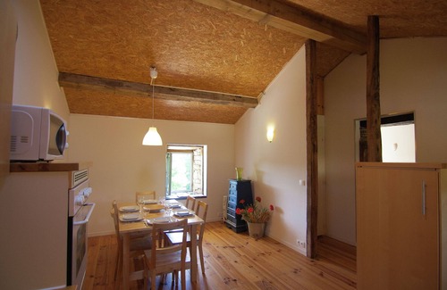 Saint-Leonard-de-Noblat Cottage | Gîte spacieux avec grande terrasse