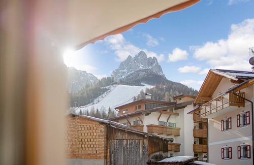 San Giovanni di Fassa Appartement | Appartement de vacances "Aloch" avec Wi-Fi et vue sur les montagnes