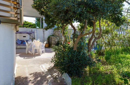 Torre Specchia Ruggeri Maison | Logement de vacances "Villa Tramontana 30 Metri Dal Mare" près de la plage