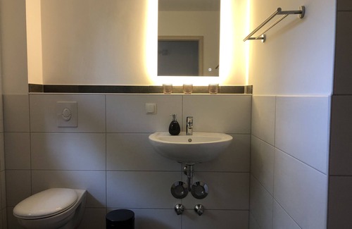 Blankenfelde Appartement | Holiday apartment with balcony - Berlin city limits