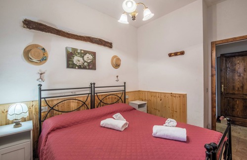 Castiglion Fibocchi Autre | Appartement de vacances 'Trilocale Elisa' avec piscine, jardin et Wi-Fi