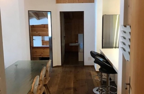 Tavanasa Appartement | Appartement de vacances Surcuolm (Obersaxen) pour 6 - 7 personnes avec 2 chambres à coucher - Appart