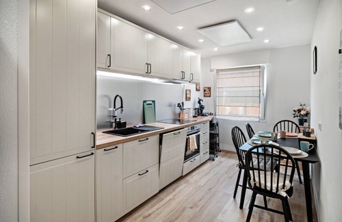 Simmerberg Appartement | Holiday Apartment 'Wittle' with Private Garden and Wi-Fi