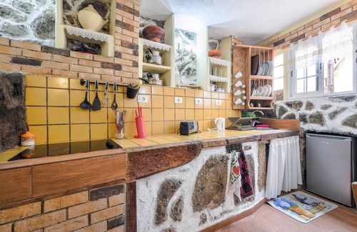 El Guincho Maison | Appartement de vacances "Casa Amparo" avec terrasse, vue sur l'océan, bain à remous et Wi-Fi