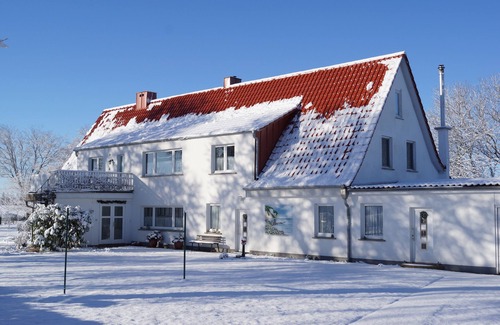 Bergen auf Ruegen Appartement | Appartement de vacances fenil avec 2 chambres et terrasse, près de Störtebeker