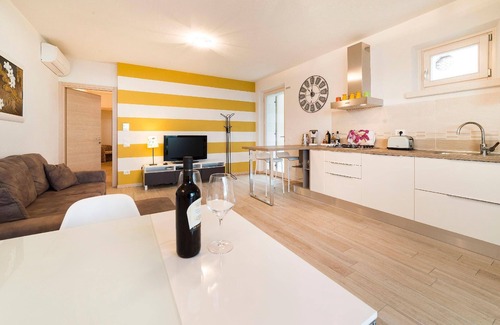 Albisano Maison | Appartement de vacances Torri del Benaco pour 1 - 4 personnes avec 2 chambres à coucher - Maison de
