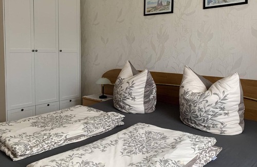 Blowatz Appartement | Appartement de vacances Friedrichsdorf pour 1 - 4 personnes avec 2 chambres à coucher - Appartement