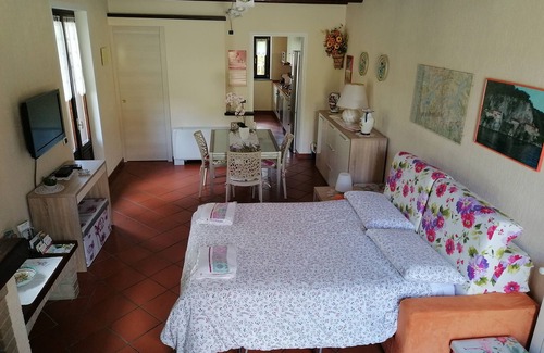 San Martino Maison | Anna, maison de vacances indépendante et confortable avec jardin, parking privé