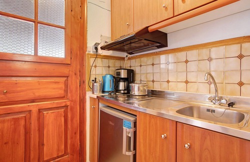 Vasilikos Appartement | Appartement de vacances "Areti Orfeas Apartment 7" près de la plage avec balcon et Wi-Fi