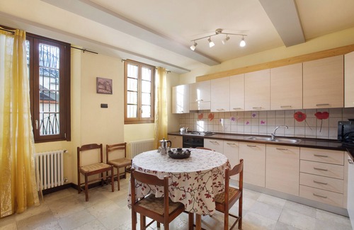 Aosta Appartement | Appartement de vacances 'Augusta Praetoria' avec vue sur la montagne