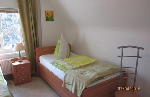 Lichtenrade Appartement | Holiday apartment Berlin for 1 - 4 persons with 2 bedrooms - Holiday apartment in one or multi-famil