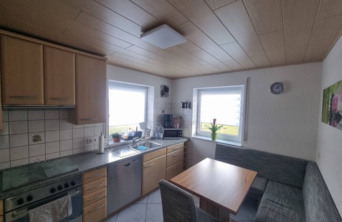 Muensingen Appartement | Appartement "Biosphärenblick" avec terrasse privée, jardin partagé et Wi-Fi