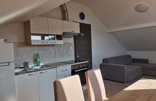 Susica Appartement | Appartement de vacances en bord de mer avec une grande terrasse