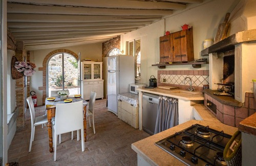 Chianni Appartement | Appartement de vacances Chianni pour 1 - 4 personnes avec 2 chambres à coucher - Maison jumelée
