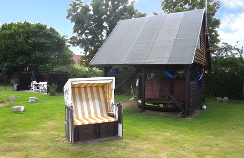 Altenkirchen Appartement | Appartement de vacances avec grand jardin et emplacement pour feu de camps